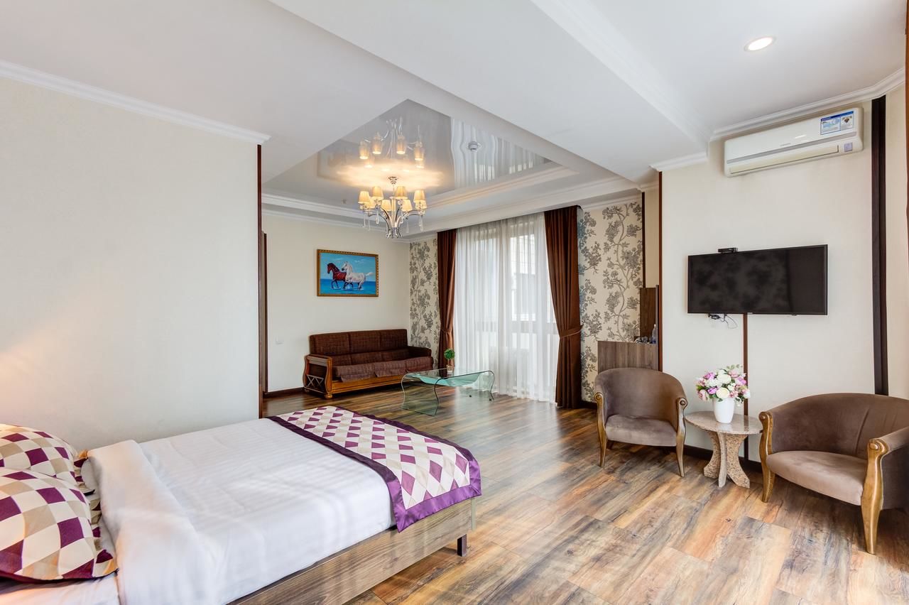 Отель Bishkek Centrum Hotel Бишкек