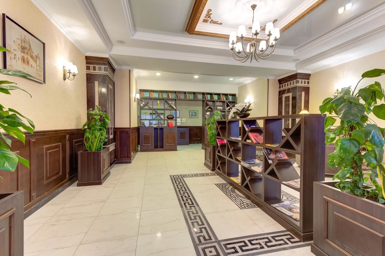 Отель Bishkek Centrum Hotel Бишкек-11